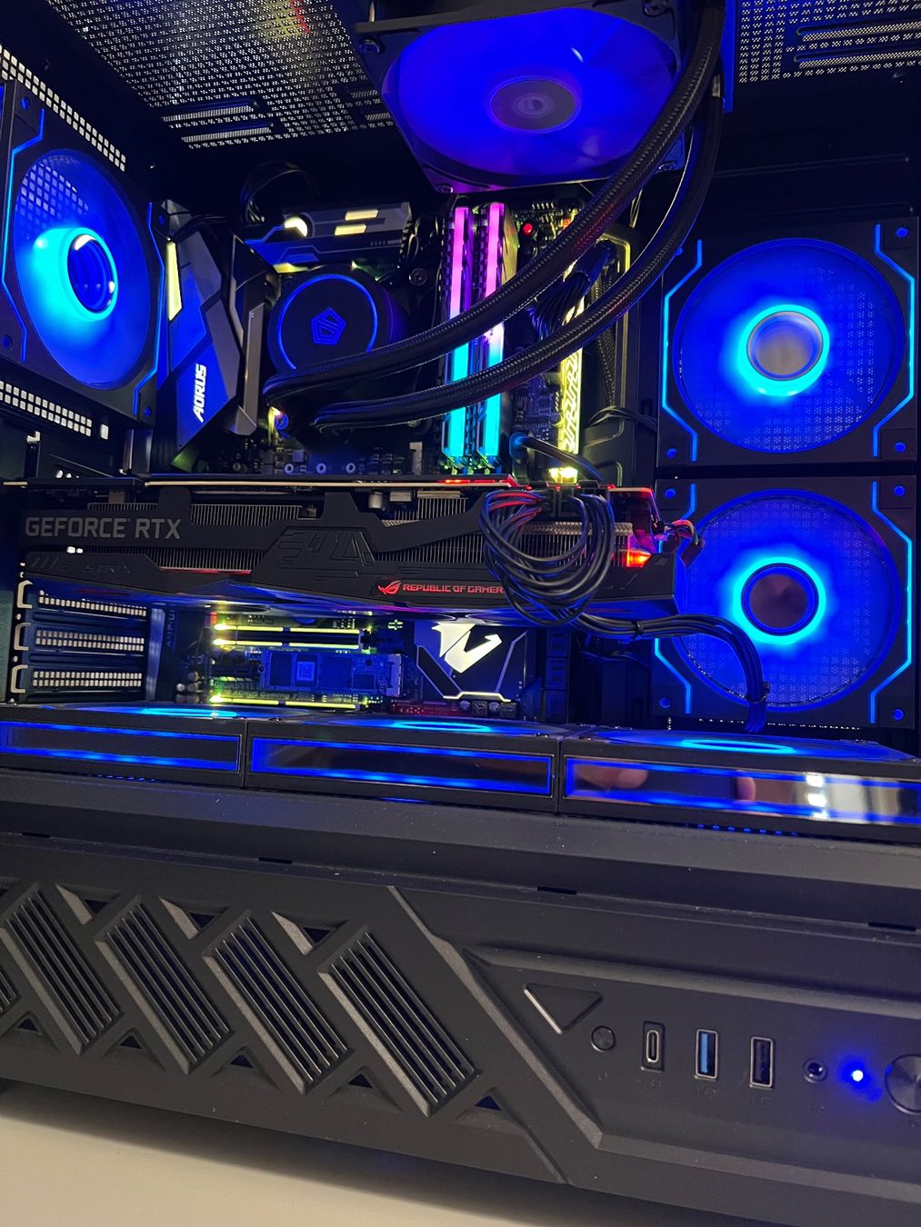 PC: Gaming PC – Usato da Basel venduto da zar_792n 3