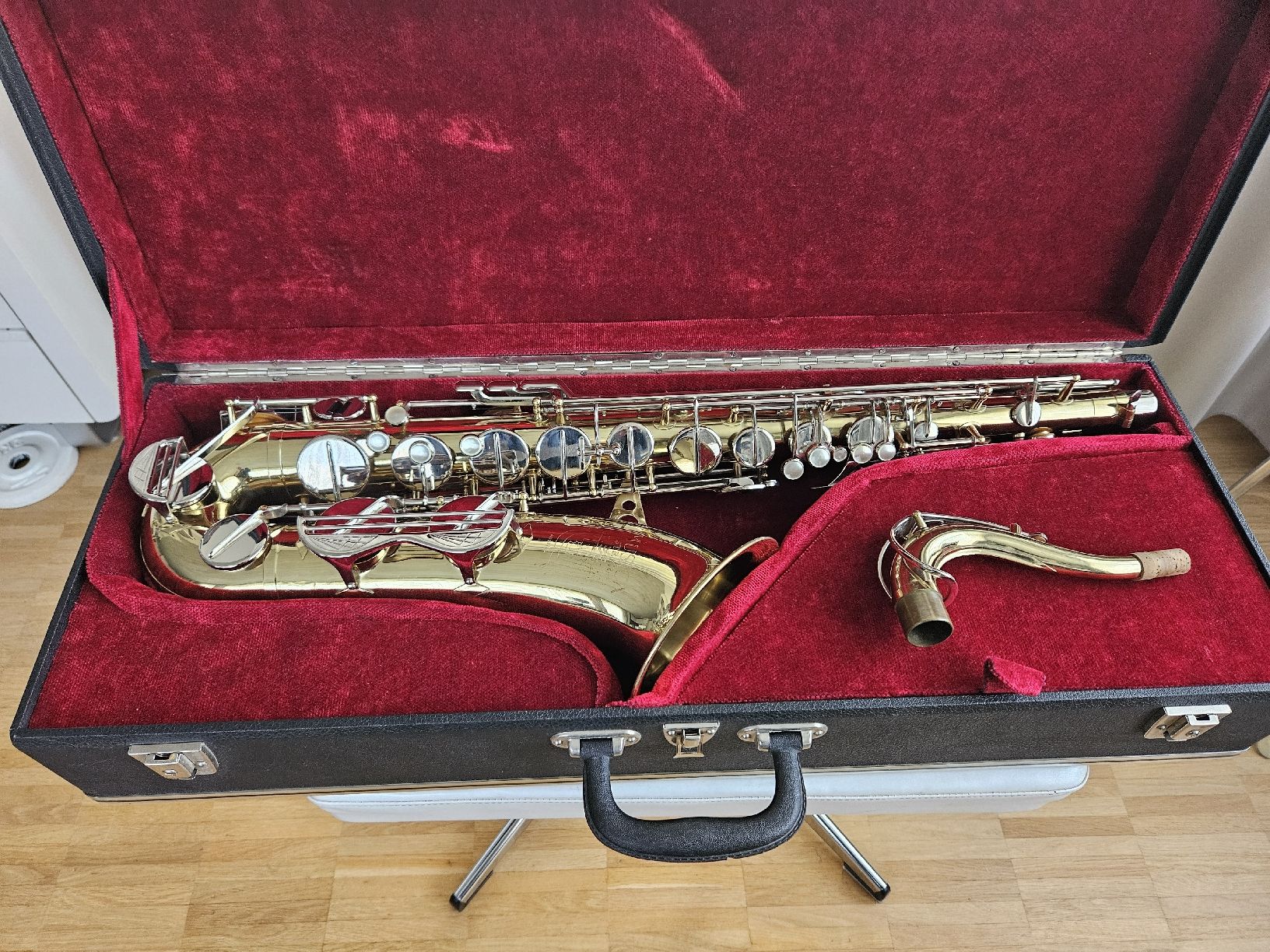 Strumenti musicali: B-TENORSAX "MUSICA" STEYR AUSTRIA – Usato da Zürich venduto da Freblu48