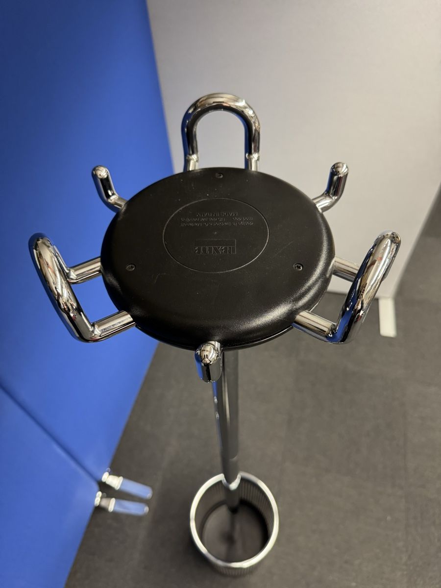 Guardaroba: REXITE Design Steh- Garderobe aus Metall – Usato da Bern venduto da samryan 3