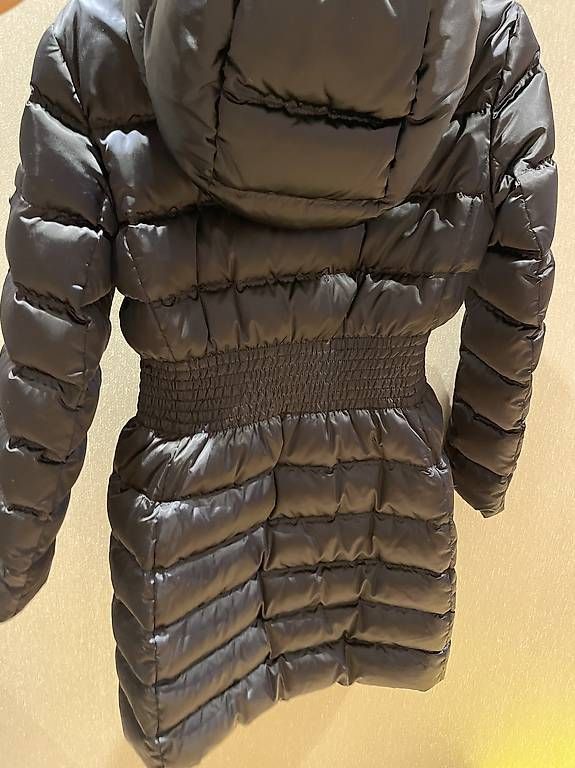 Prada Giacche: Prada Winterjacke – Usato da Wädenswil venduto da Cocomagi 2