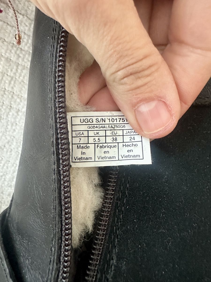 Ugg Damenschuhe: UGG Boots Leder Schwarz EU 38 / UK 5.5 – Gebraucht aus Zürich von aquaya01 7