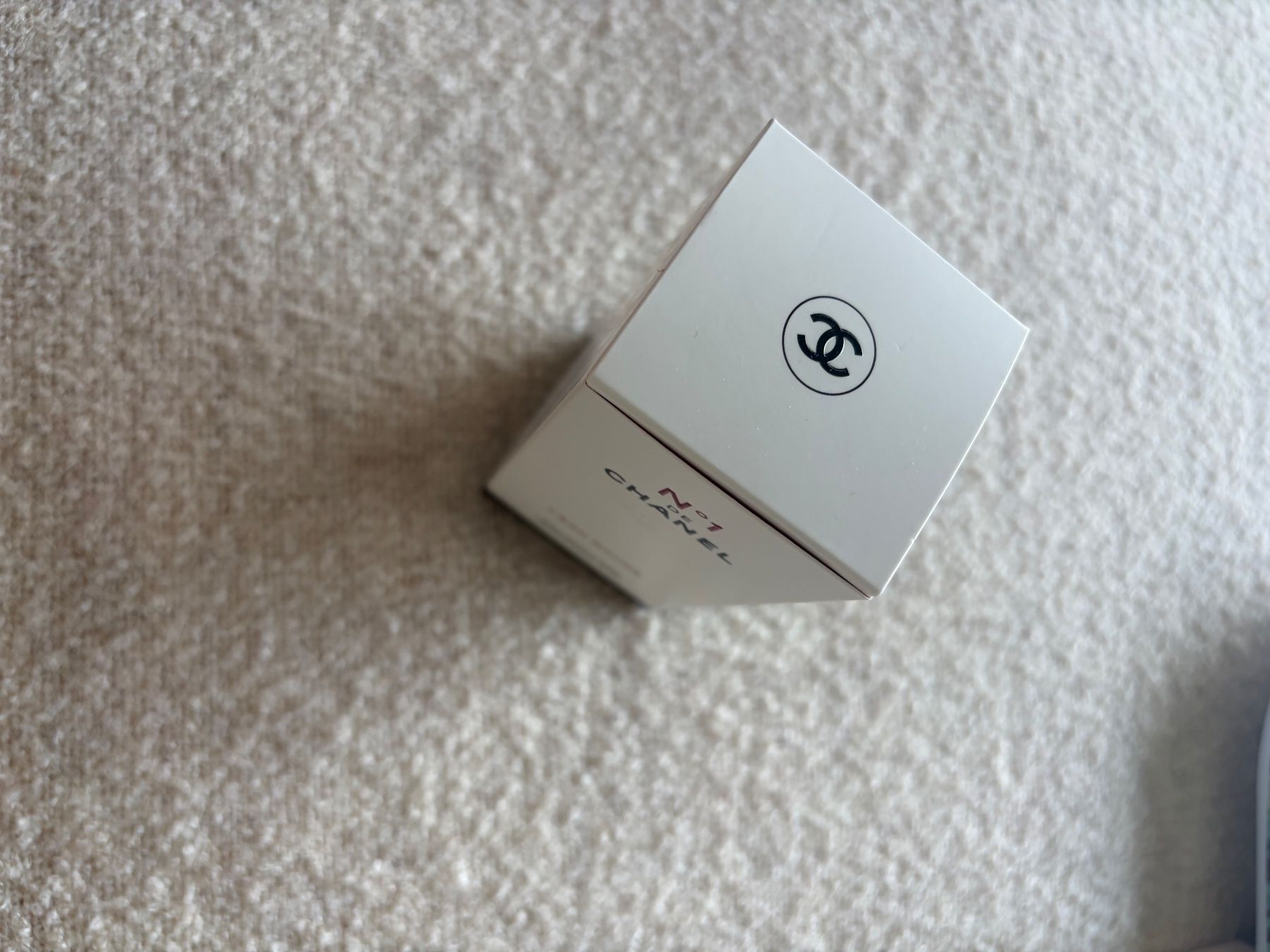 Chanel Idratazione: Chanel N 1 serum en brume corps e eau peerfume’e – Nuovo (secondo la descrizione) da Lugano venduto da sb__jx6x 2