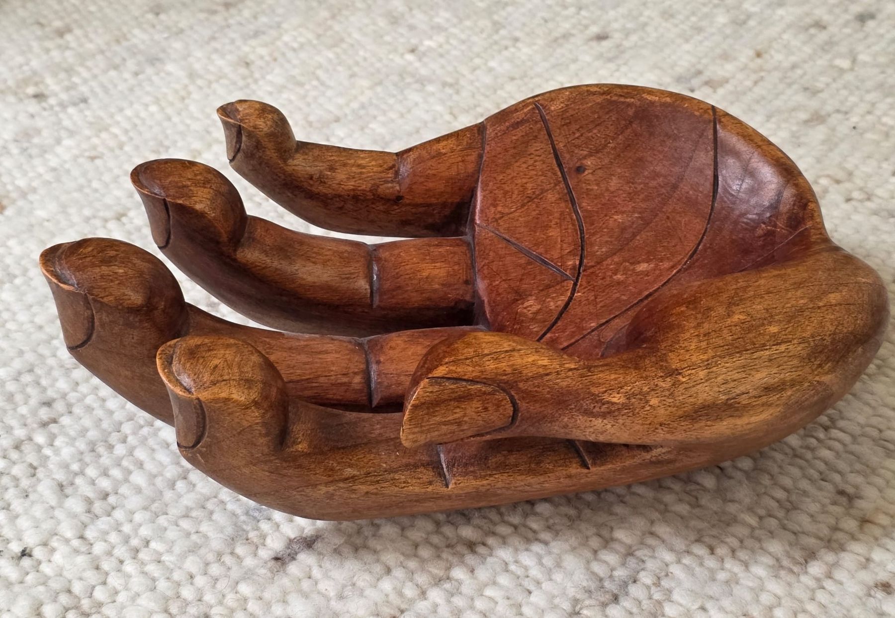 Tutte le decorazioni: Dekoschale Hand Holz – Usato da Rheinsulz venduto da Dred
