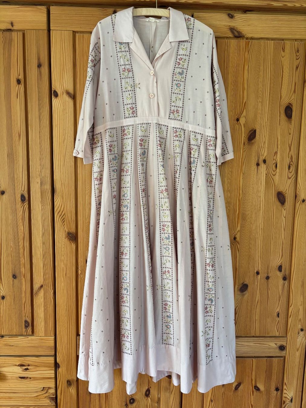 Kleider: Maxikleid Gr. L / 44 nude- rosé – Gebraucht aus Wangen ZH von Mahmood11