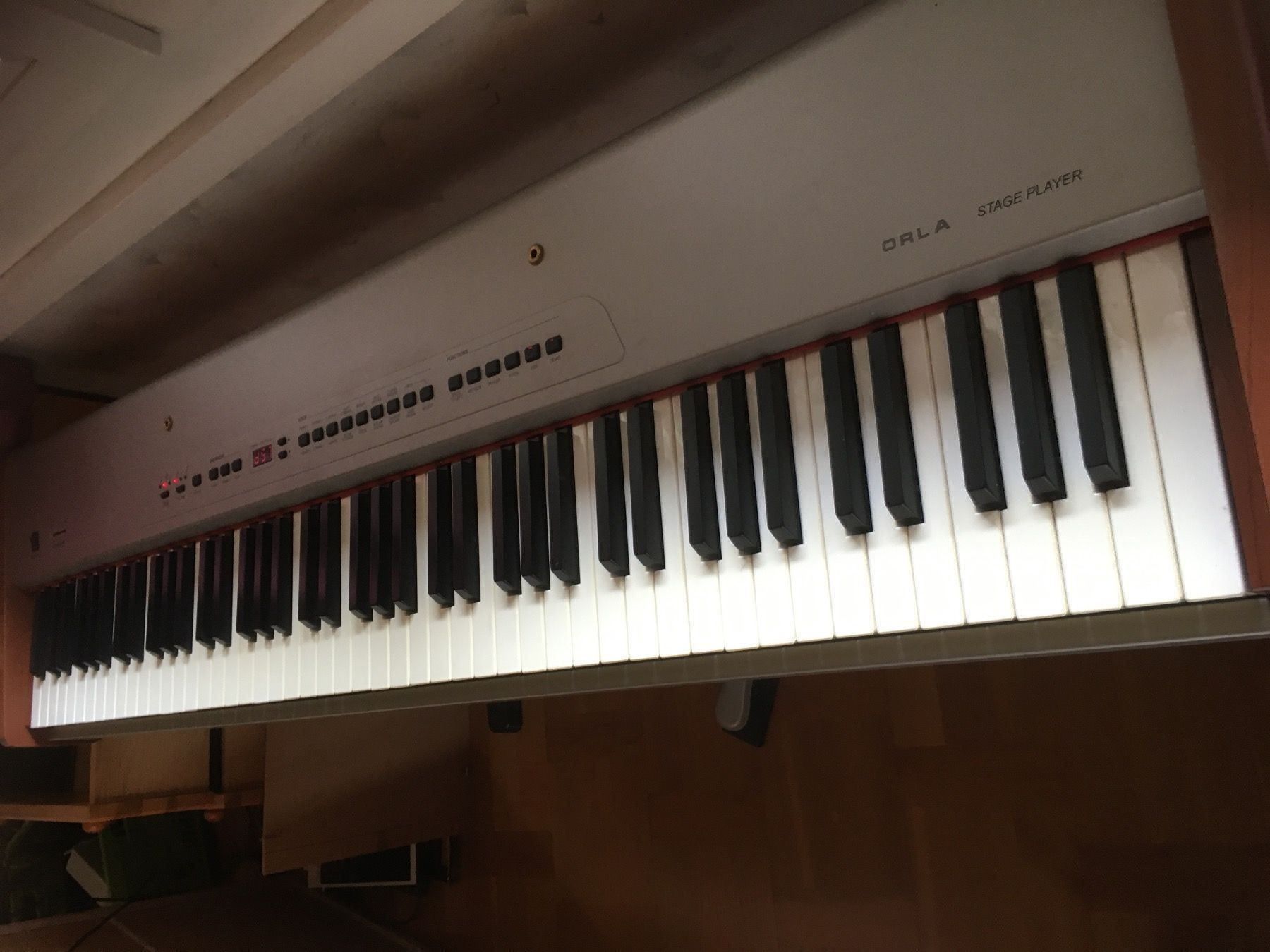 Strumenti musicali: Piano Orla digital – Usato da Châtillon FR venduto da riocavalli