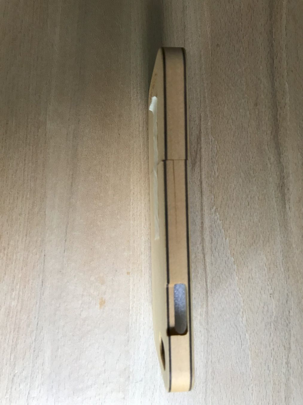 Cover & Protezioni schermo: Iphone 7/8/SE Dschember Smartphone_Hülle aus Engadiner Holz – Nuovo e nell'imballaggio originale da kaiseraugst venduto da Yohe 5