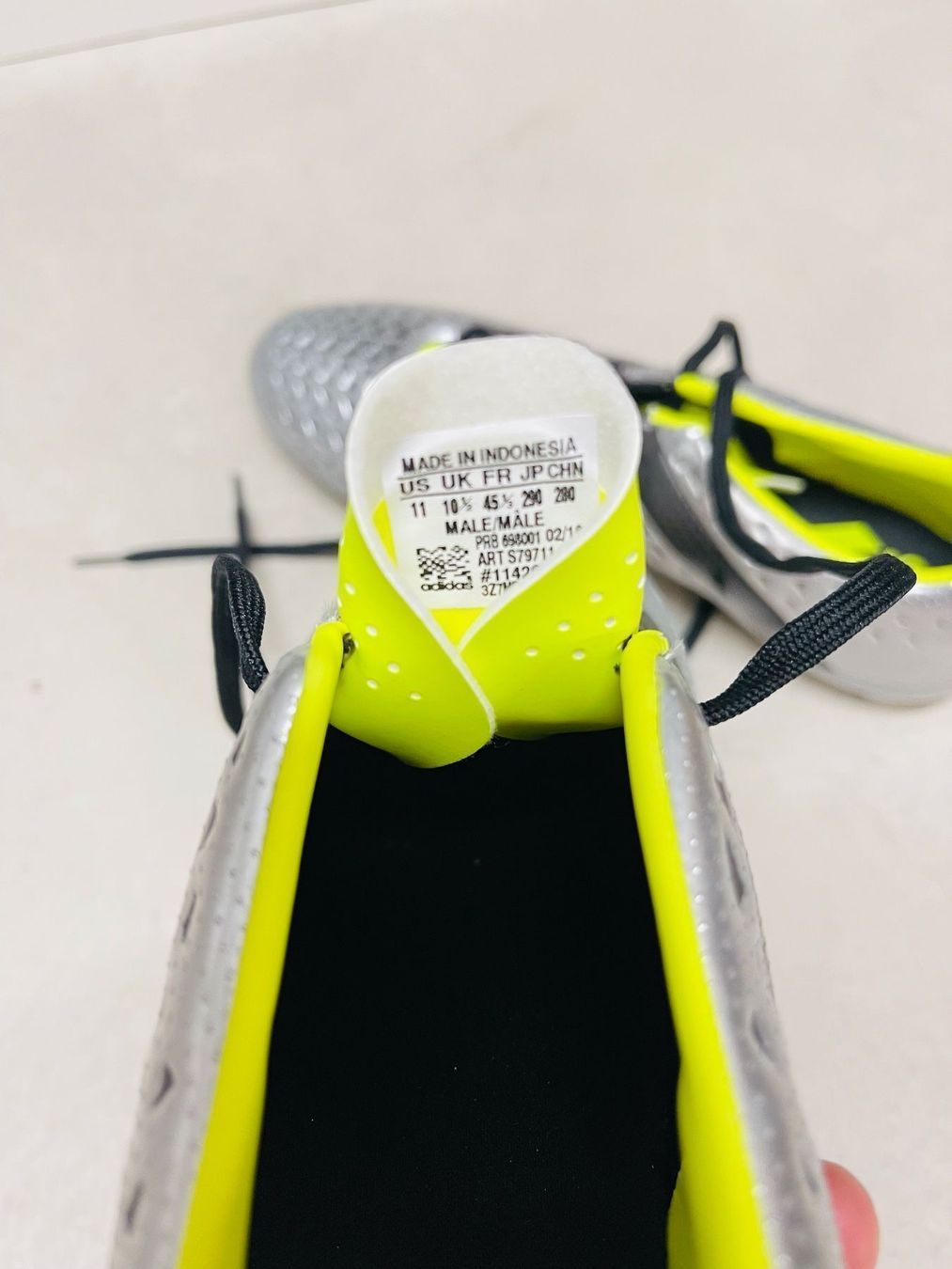 Adidas Scarpe da uomo: Adidas Fussballschuhe – Nuovo (secondo la descrizione) da Kriens venduto da janus17 1