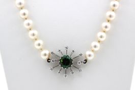 Perlenkette mit Turmalin Brillant Verschluss 18K Gold *S2502