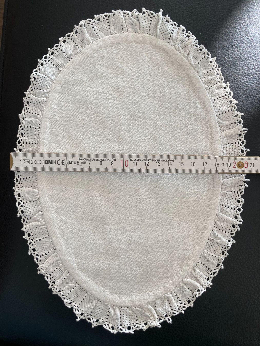 Sottobicchieri: SPITZENDECKCHEN   Baumwolle  nicht ganz oval da  HANDARBEIT – Usato da Subingen venduto da ArtBead 5