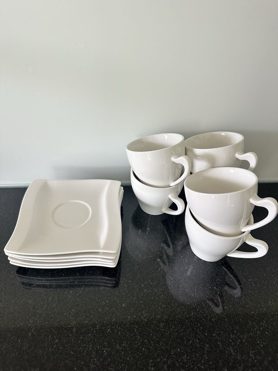 Set di piatti: Elegantes Kaffeeservice - Top Zustand! – Usato da Wangen SZ venduto da Jaay_Sky
