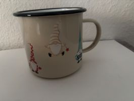 Winterliche Emaille Tasse mit Zwergen - Neu Nr.5