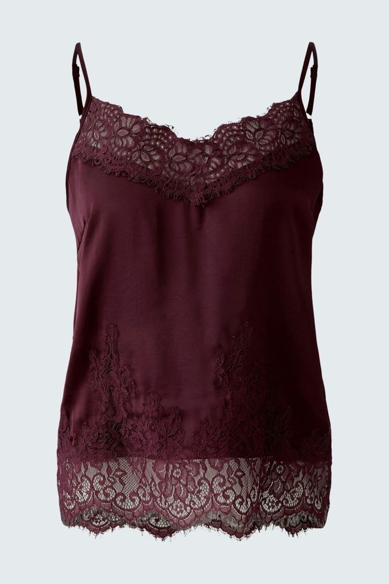 Top: OUI Spitzentop - bramble berry G.36 Neu – Nuovo (secondo la descrizione) da Oberwil BL venduto da DANA_FOX 4