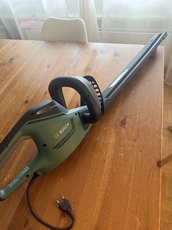Tutte le macchine: Taille haie Bosch pro silence – Usato da lausanne venduto da fondzal