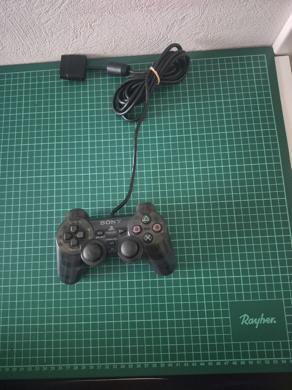 Sony Controller: Sony PS2 Controller-  Great Condition! – Usato da Meyrin venduto da Retro-GZ
