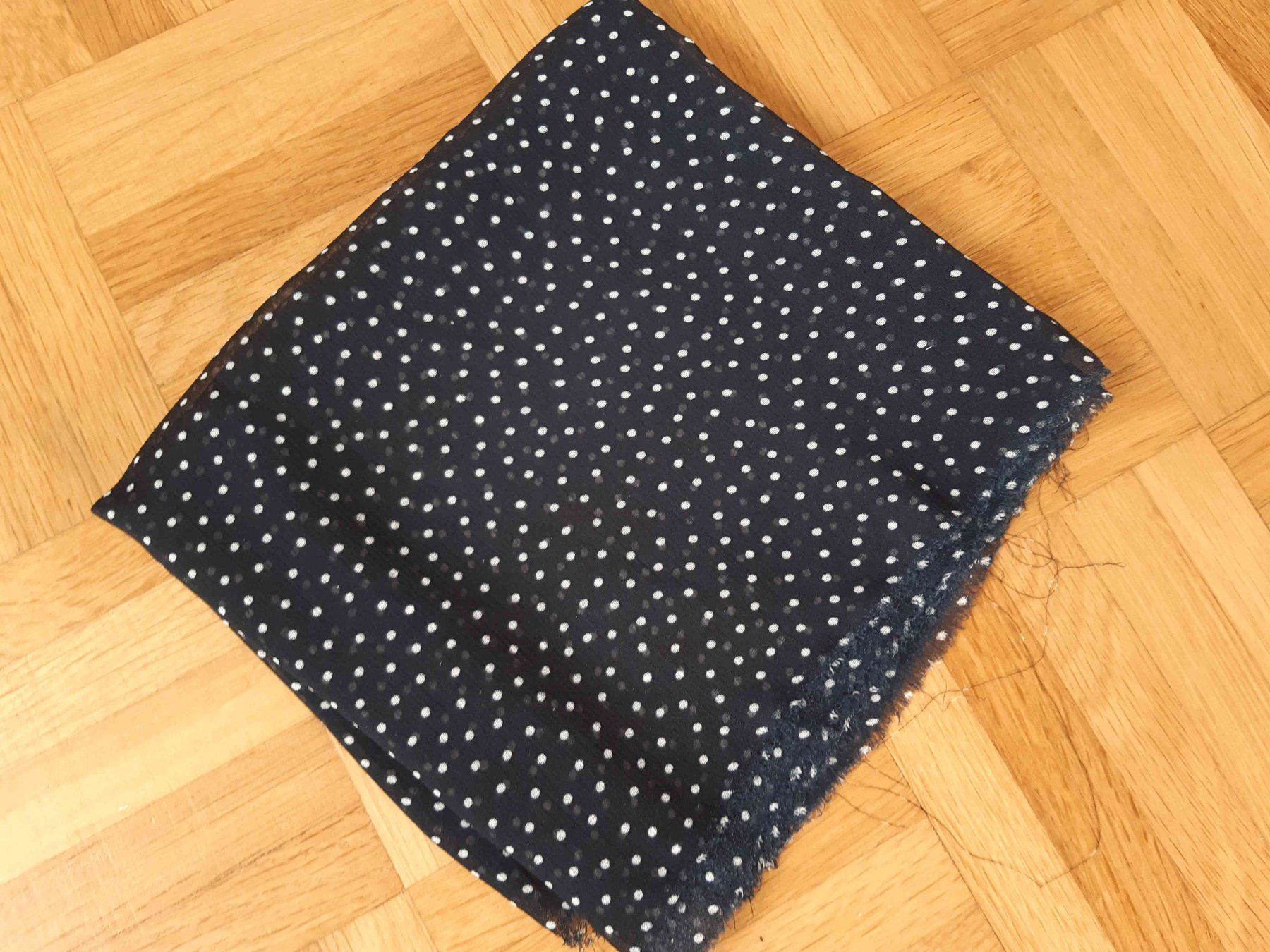Tessuti: Chiffon Stoff synthetisch – Nuovo (secondo la descrizione) da Windisch venduto da Re_ 4