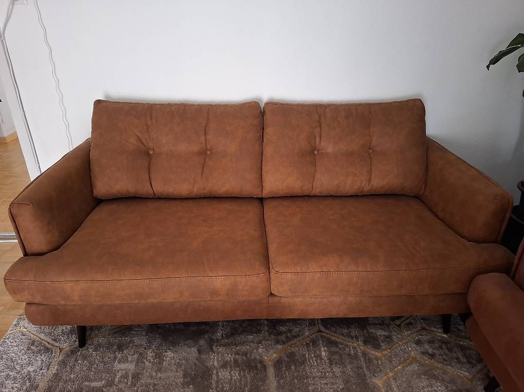 Divani: Schönes 2er & 3er Sofa zu verkaufen – Usato da st.gallen venduto da hod_ttg8 2