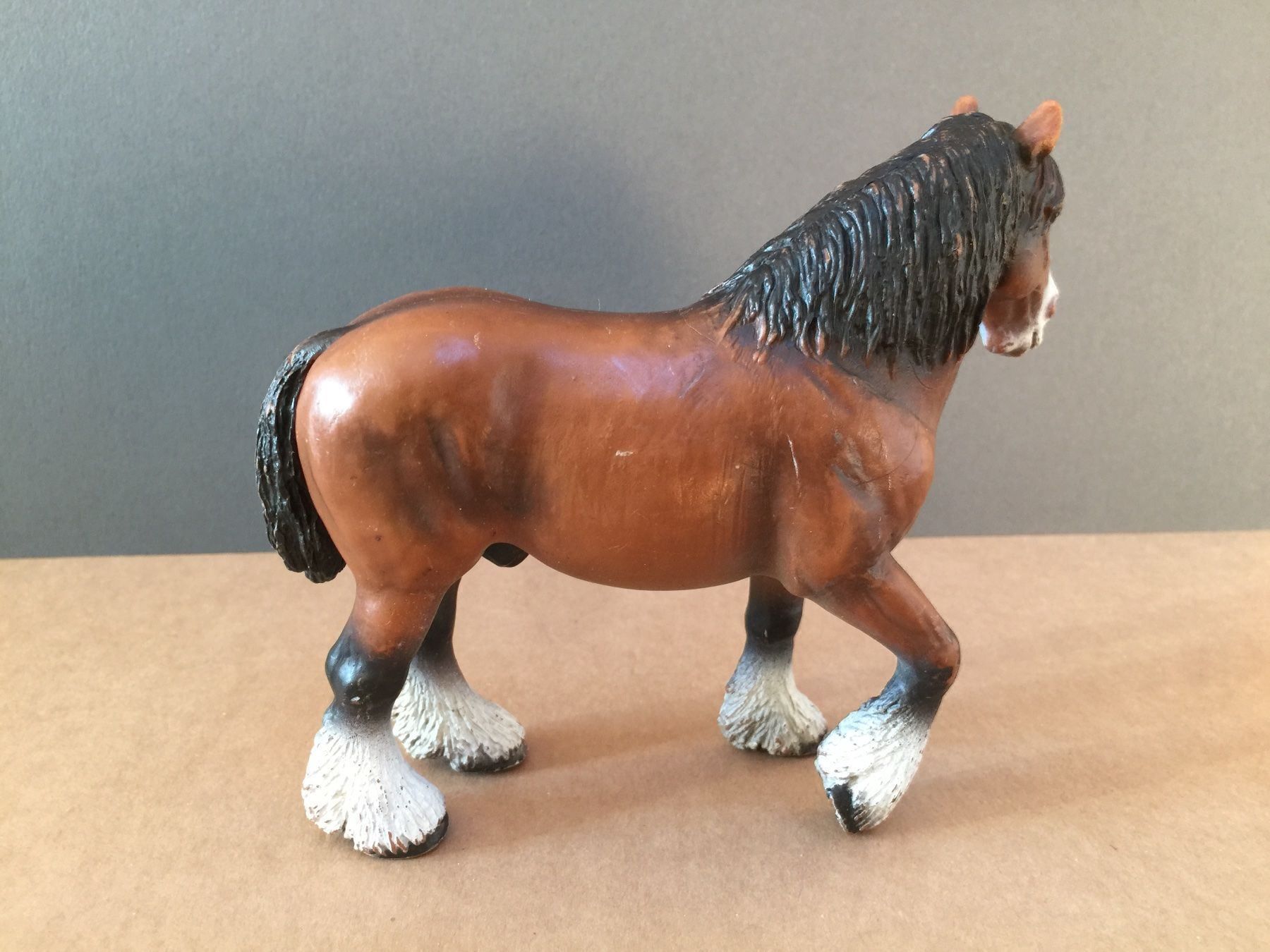 Schleich Figuren: SCHLEICH Shire Horse Wallach Pferd – Gebraucht aus Ennetbaden von mapa05 1