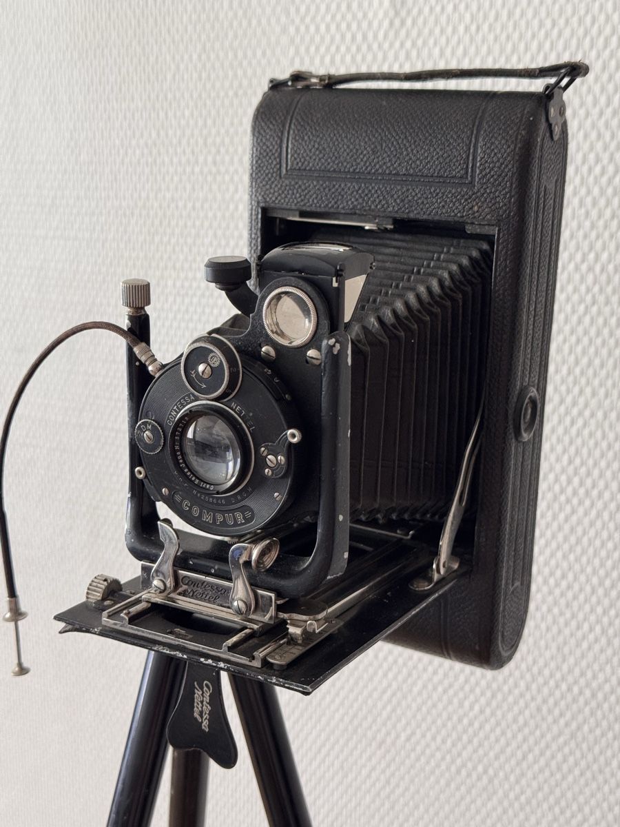 Zeiss Fotocamera: Antike Contessa-Nettel Faltkamera  – Usato da Burgdorf venduto da sta_9dkm 1