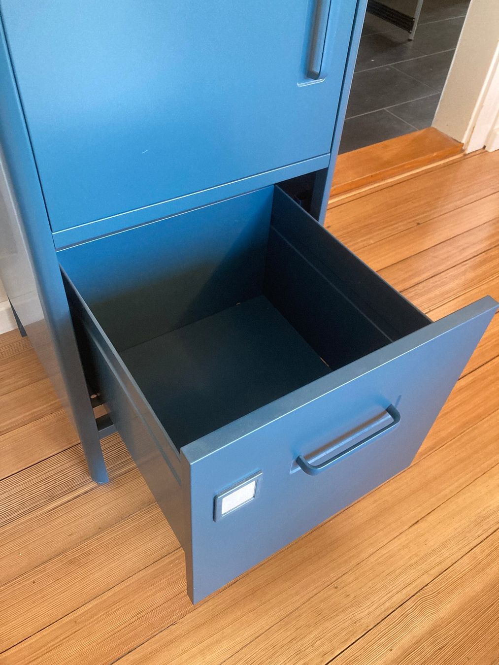Ikea Schränke: Stahlschrank – Gebraucht aus Neunkirch von Naviagtor 3