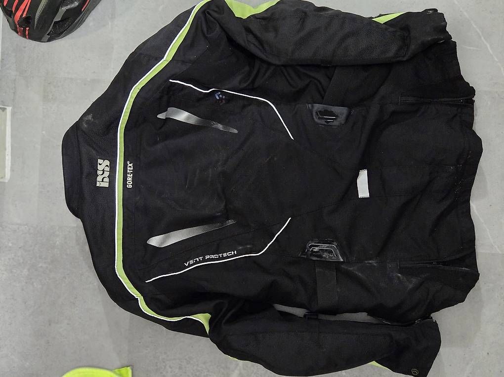 Jacken: IXS Goretex Motorradjacke L  – Gebraucht aus Neunkirch von minko166