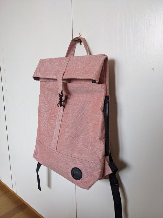 Rosa Rucksack (Gebraucht) in Zürich für CHF 2 – mit Lieferung auf ...