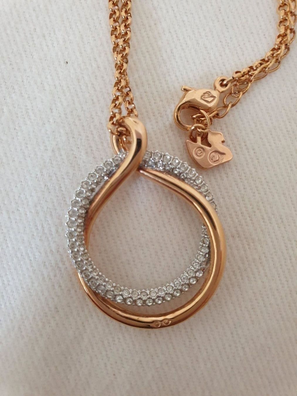 Swarovski Catenine: Swarovski Halskette rose Neuwertig – Nuovo (secondo la descrizione) da Baden venduto da knc00 2