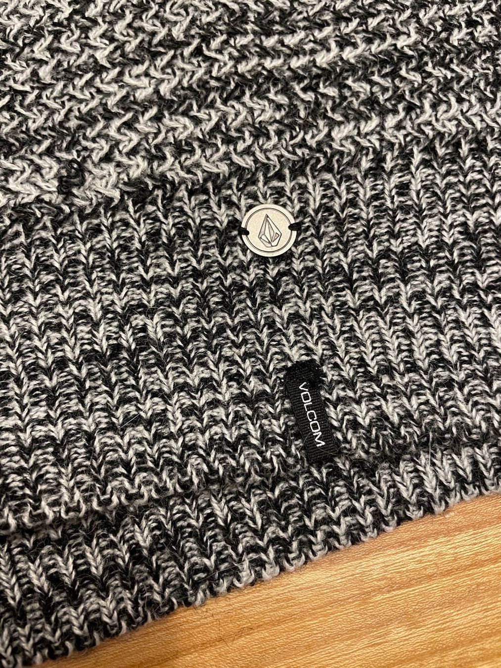 Pulls & Sweat-shirts: Strickpullover Volcom Gr XS – Neuf (Voir description) à Konolfingen par likeacat 3