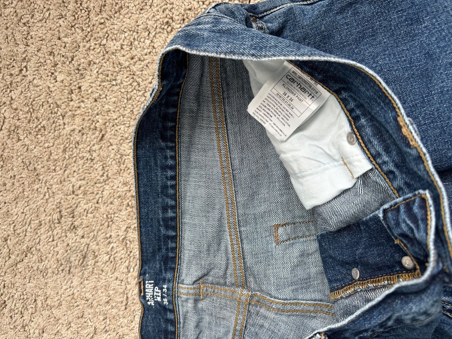 Carhartt Jeans: Carhartt Jeans, Grösse 36/34 relaxed – Usato da Basel venduto da olo..ir 4