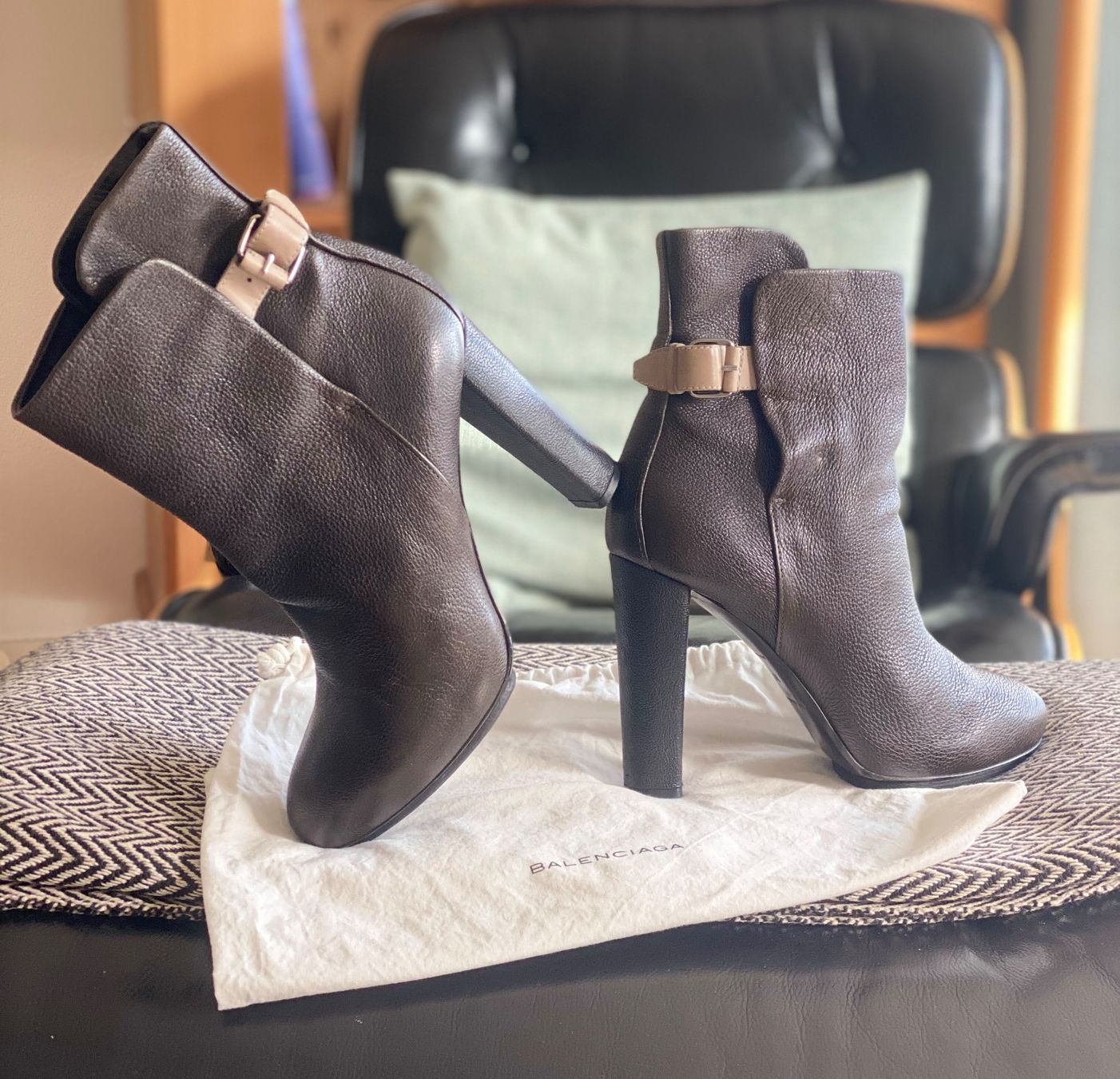 Balenciaga Scarpe da donna: Balenciaga Stiefeletten – Usato da Uster venduto da Charis5 3
