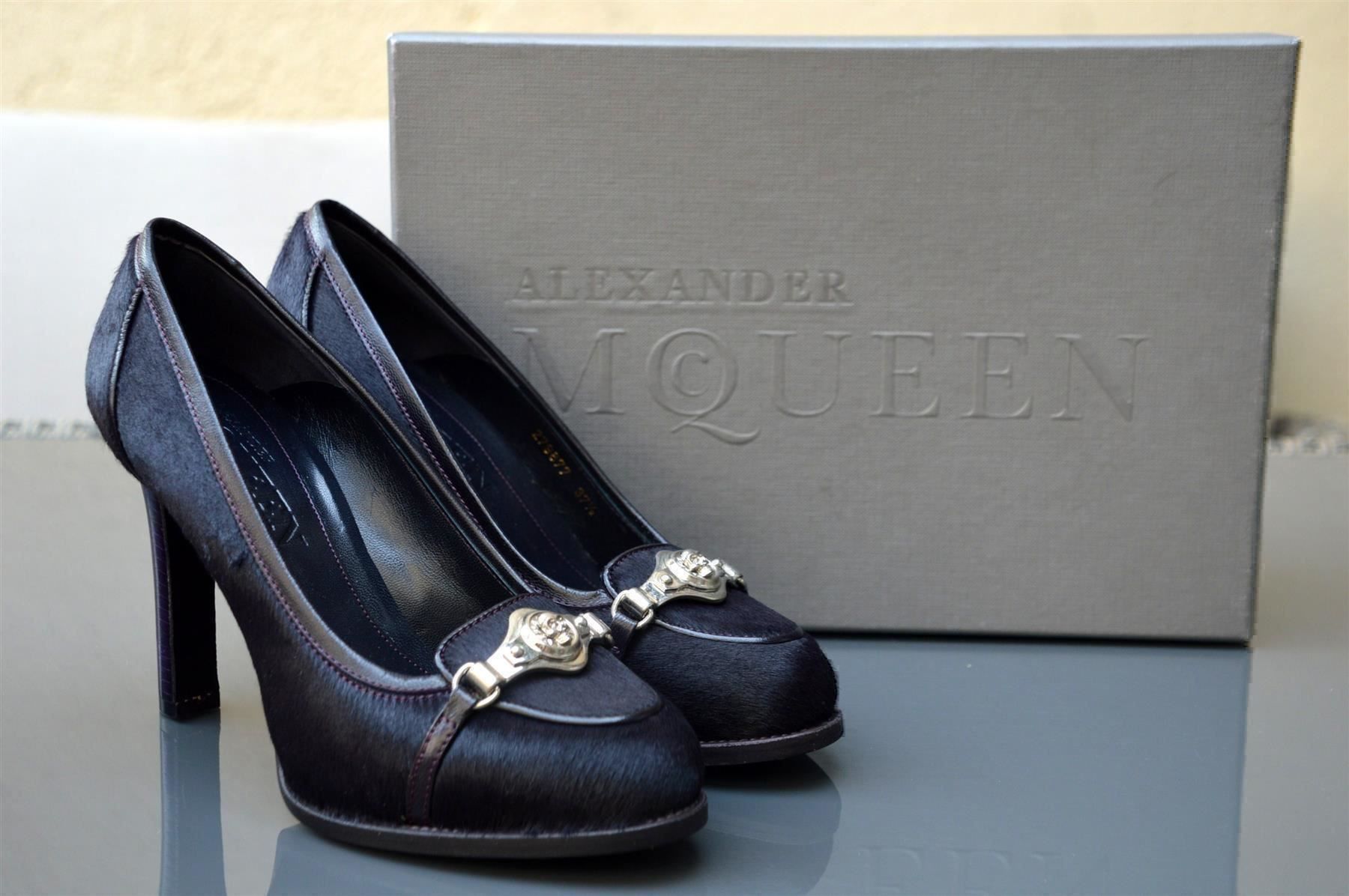 Alexander Mcqueen Scarpe da donna: Pumps Alexander McQueen .37,5 – Usato da Collonges venduto da Auganien