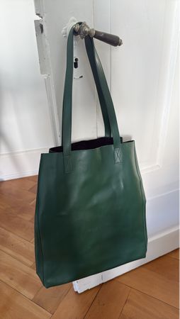 Damen Handtasche Leder grün neuwertiger Zustand