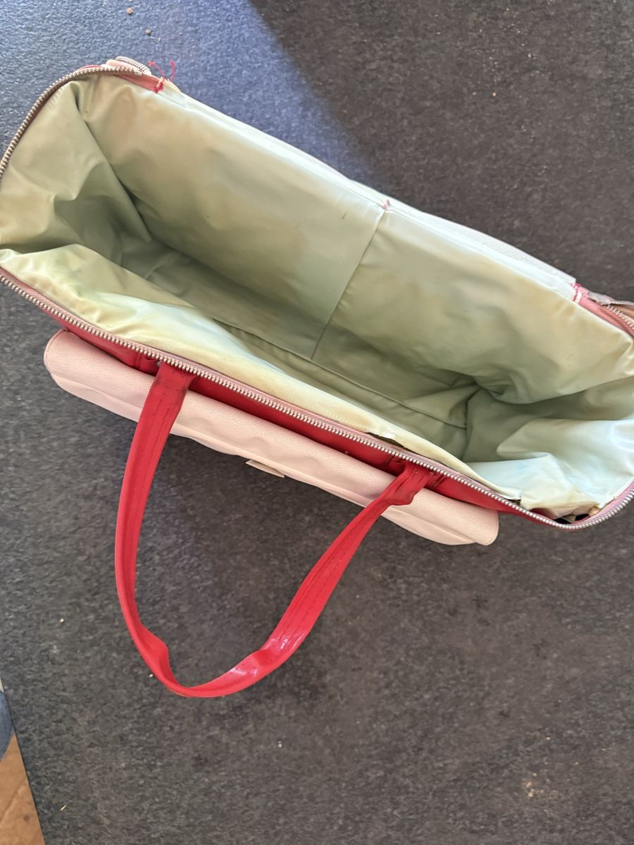 Coca-Cola Frigoriferi & Refrigeratori: Kühltasche Coca Cola rot mit Flaschenöffner 1968 – Usato da BASEL venduto da zum_schneugge 2