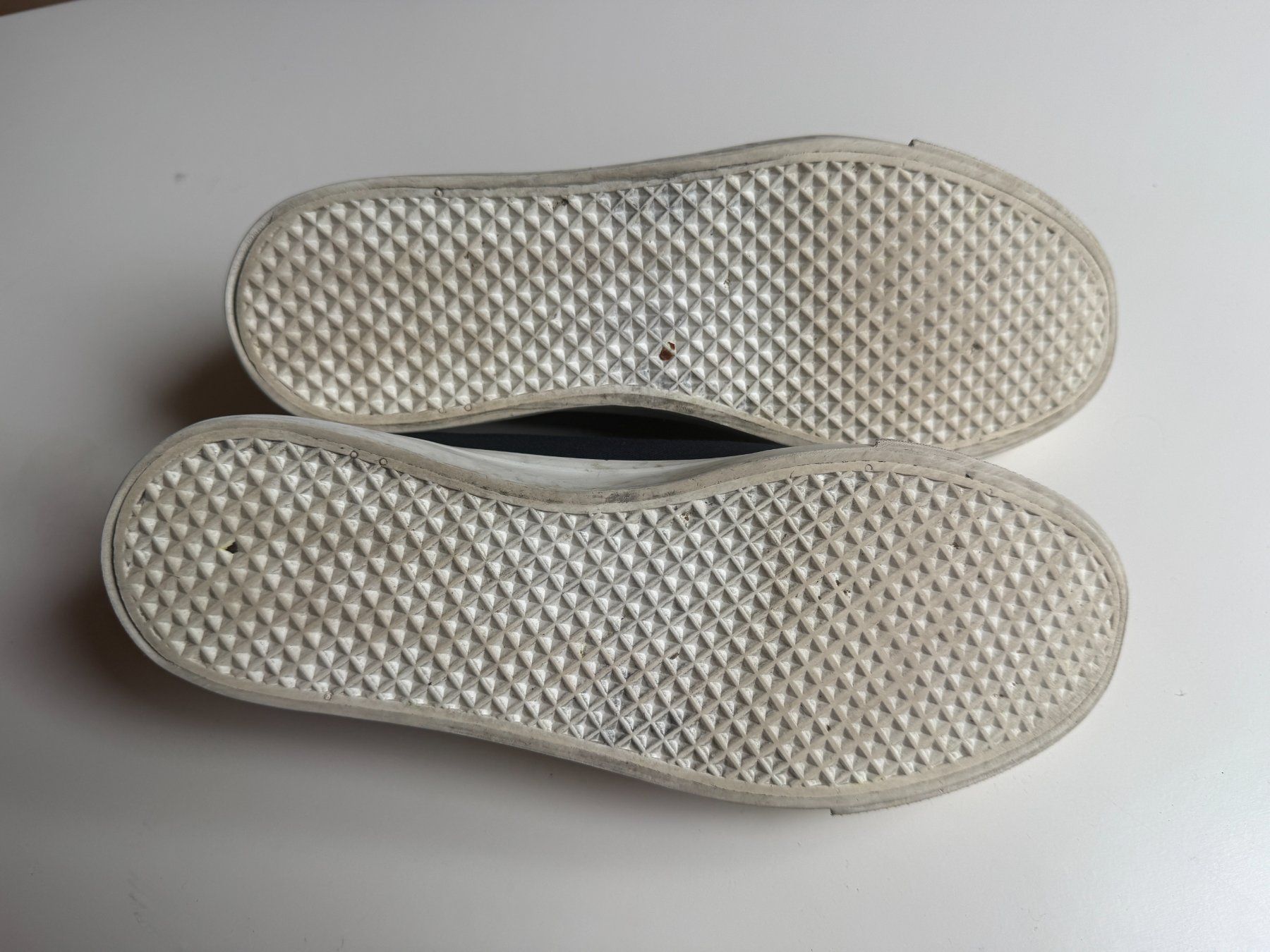 Buffalo Damenschuhe: Ab 1.- Pesaro Stoffschuhe, Gr 39 – Gebraucht aus Jonen von 8916 4