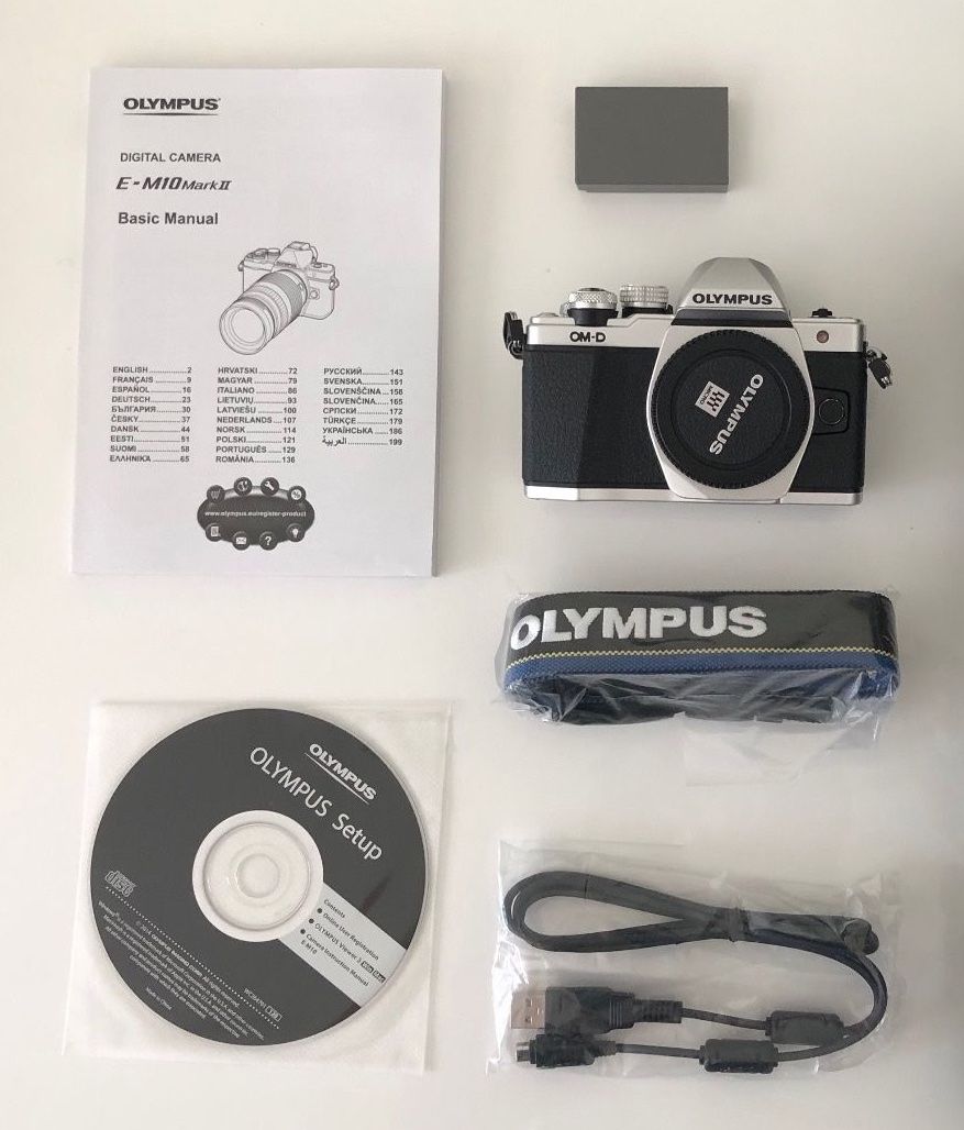 Olympus Fotocamera: Neuwertige OLYMPUS OM-D E-10II Retro Look Systemkamera – Nuovo (secondo la descrizione) da Mülenen venduto da CreativeSolutions
