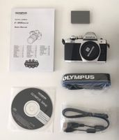 Neuwertige OLYMPUS OM-D E-10II Retro Look Systemkamera