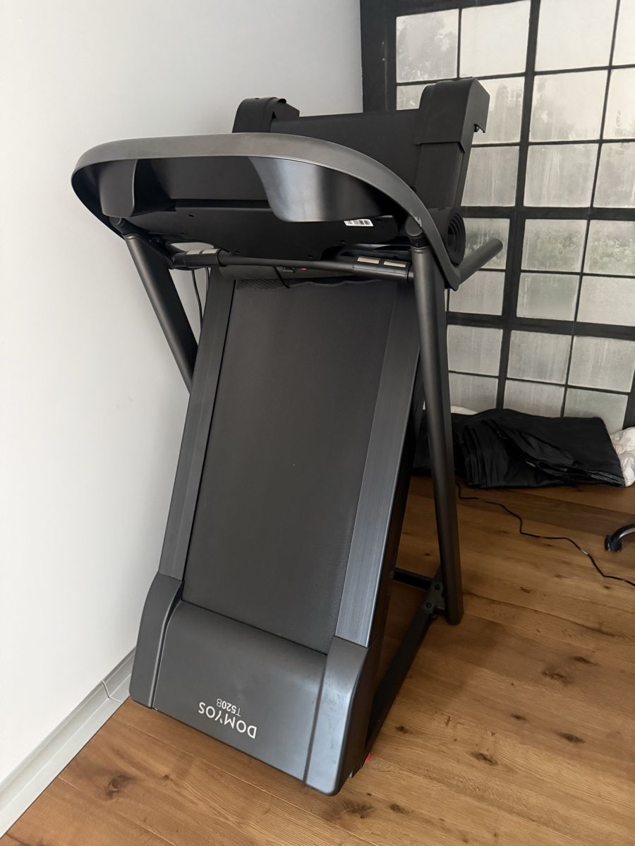 Decathlon Hometrainer: Top Laufband Domos T520B für dein Wintertraining! Top! – Gebraucht aus Zürich von male99