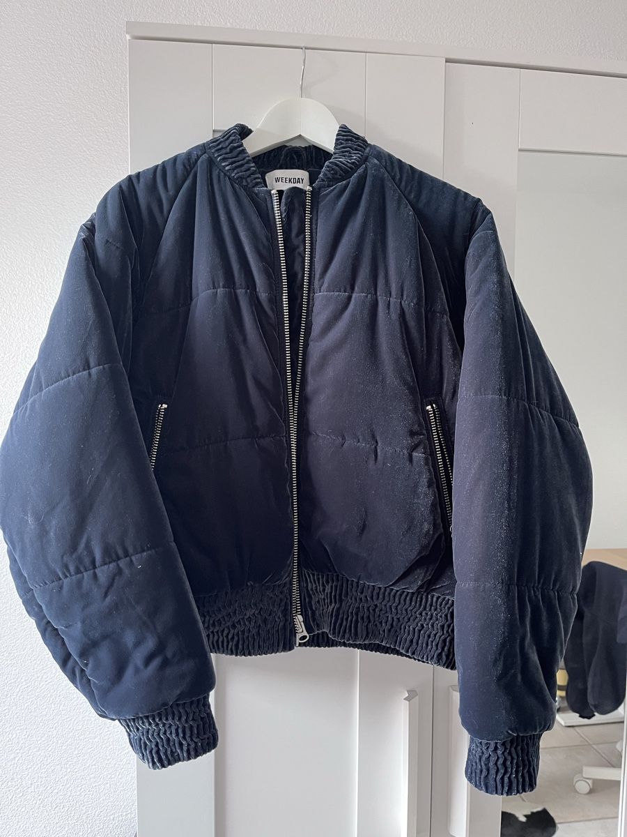Weekday Giacche: Weekday Bomberjacke Samt Winter – Usato da Fehraltorf venduto da thu_9xc2