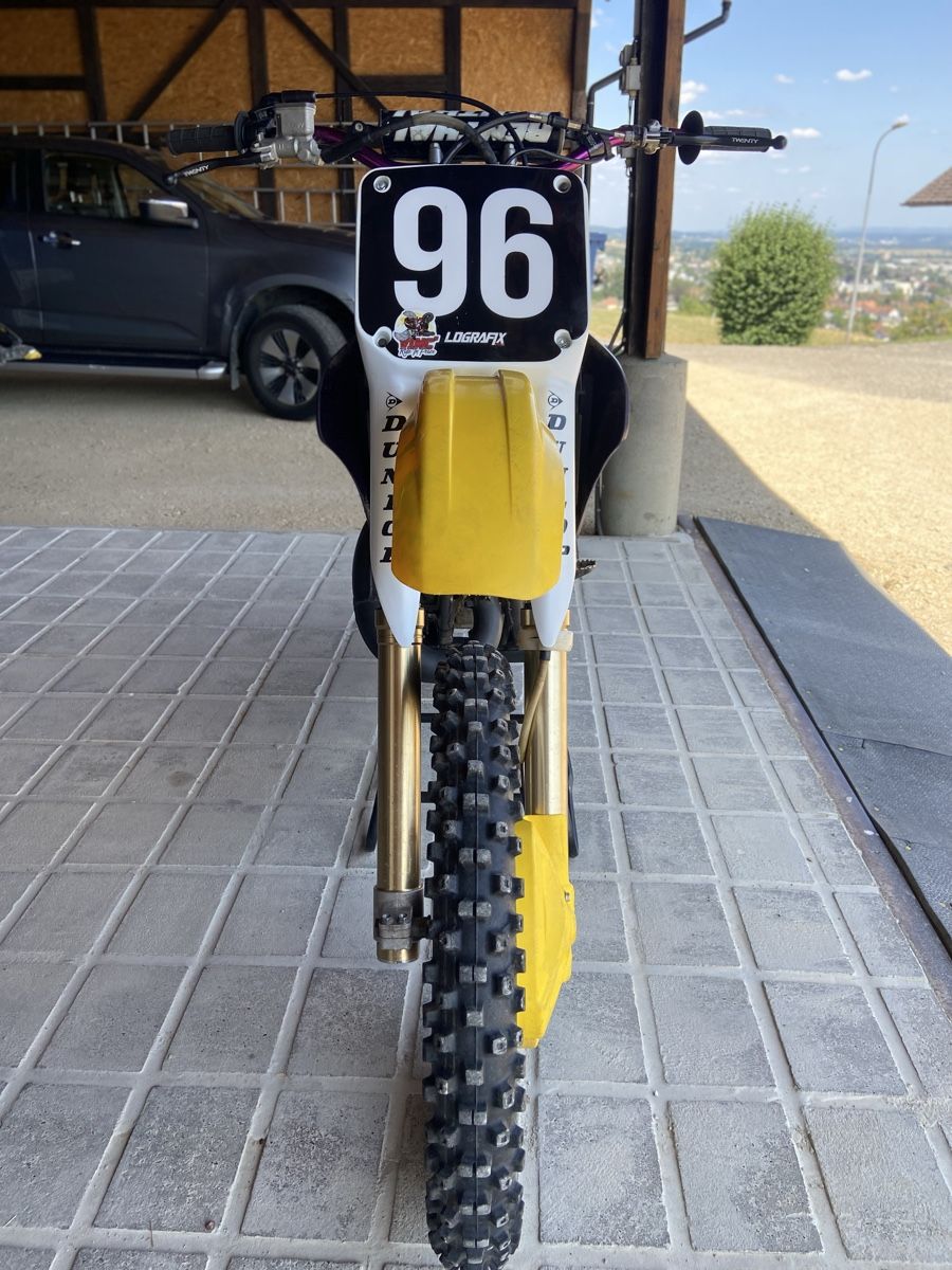 Suzuki Enduro: Suzuki RM 125 Motocross 1996 – Usato da Grenchen venduto da Motorini 3