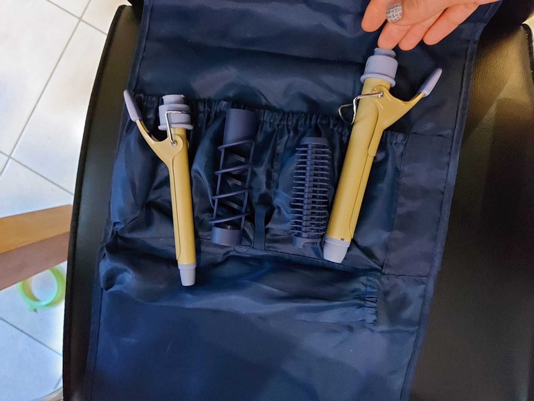 Piastre & Arricciacapelli: Piastra lisciante e ferro per capelli con spazzole – Usato da Coldrerio venduto da Addicted2Art 3
