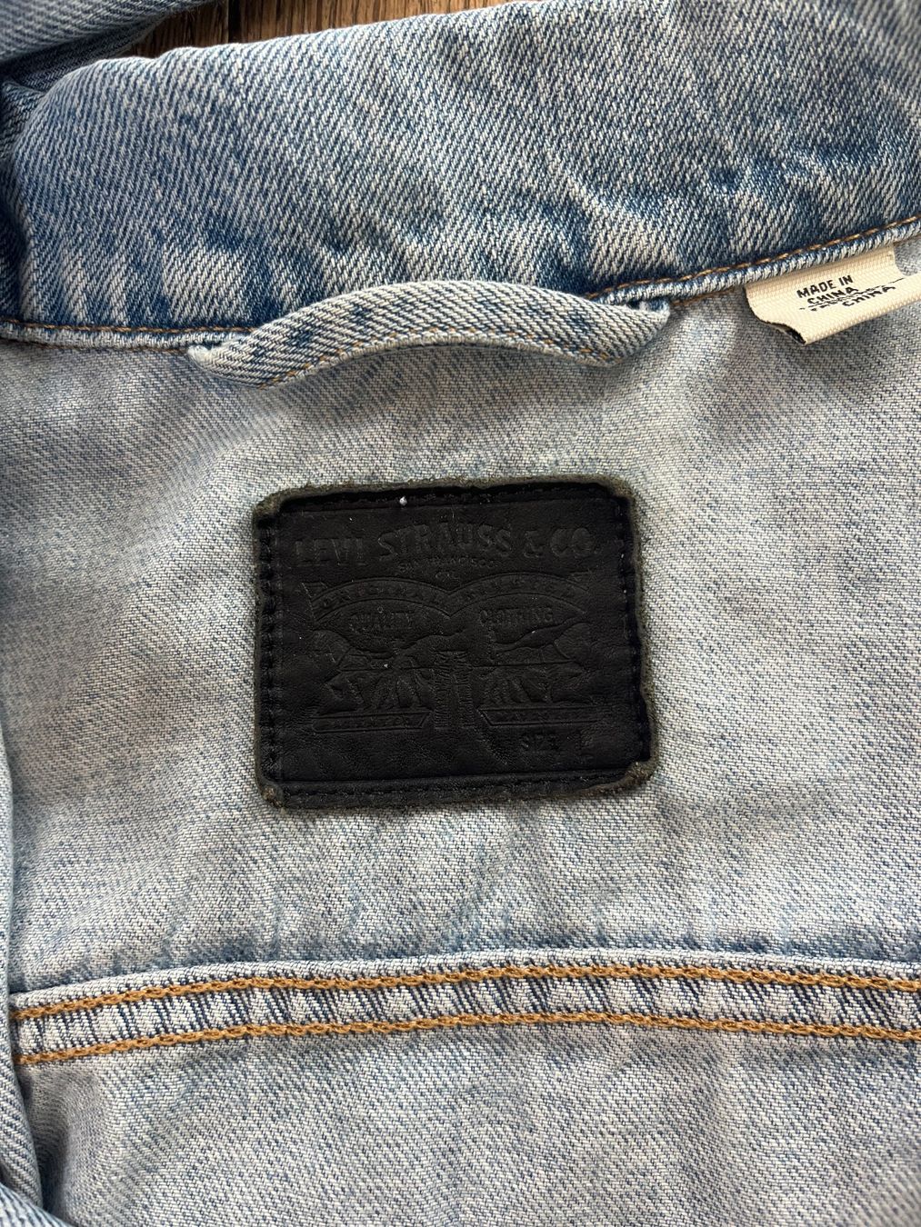 Levi's Giacche: Oversized Jeans Jacket – Usato da Steffisburg venduto da viv_5tqt 3