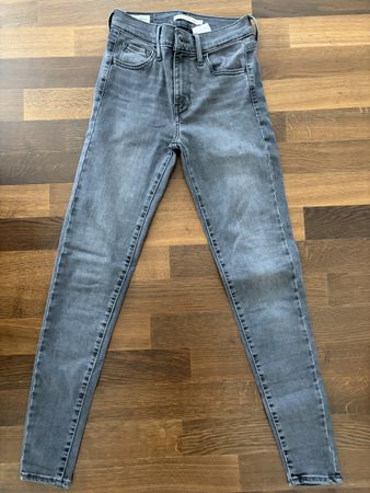 Jeans High Rise Super Skinny Levi‘s Grau Gr. 25