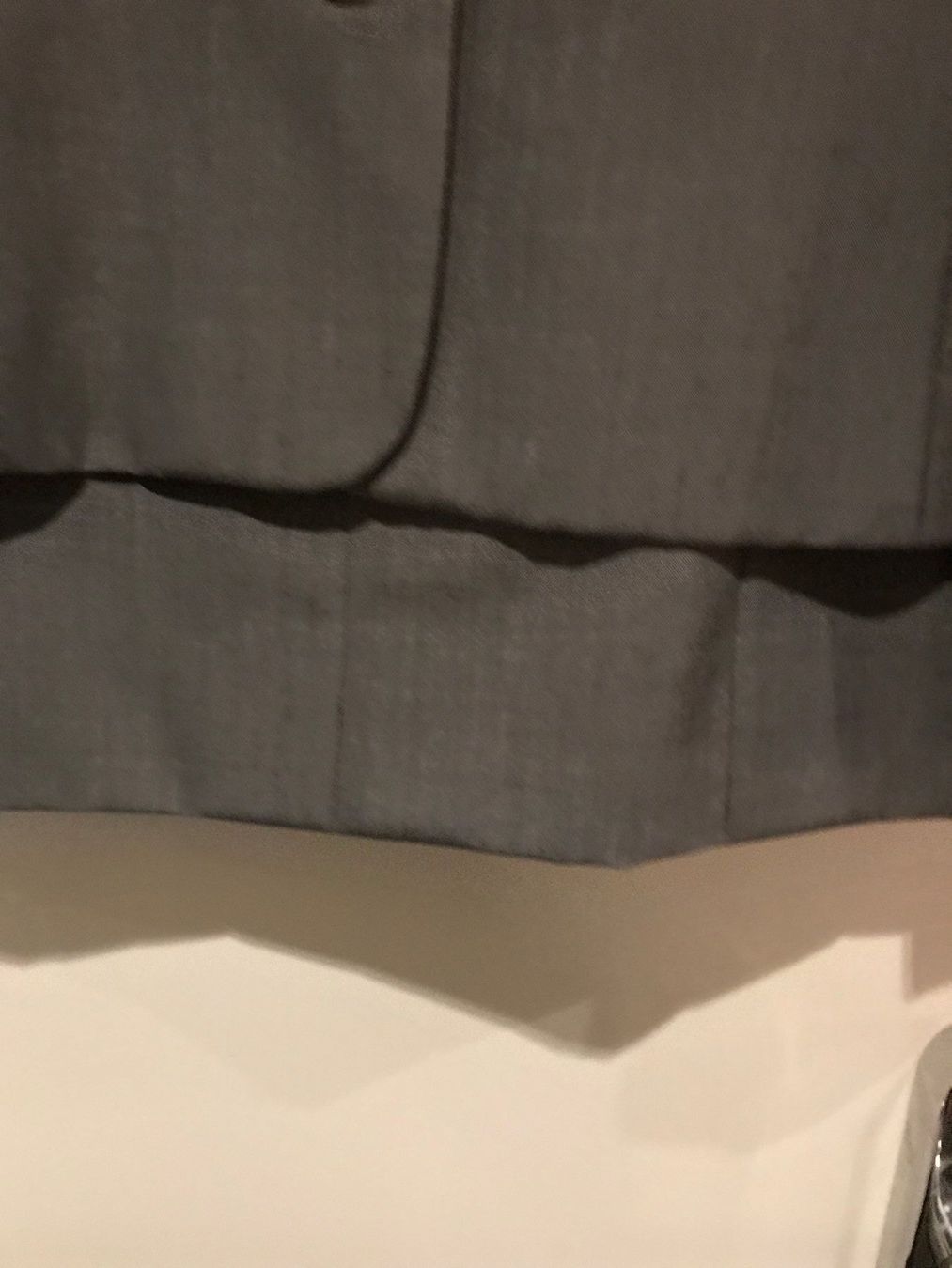 Completi & Tailleur: Blazer&Jupe – Usato da Zumikon venduto da Uranus88 2