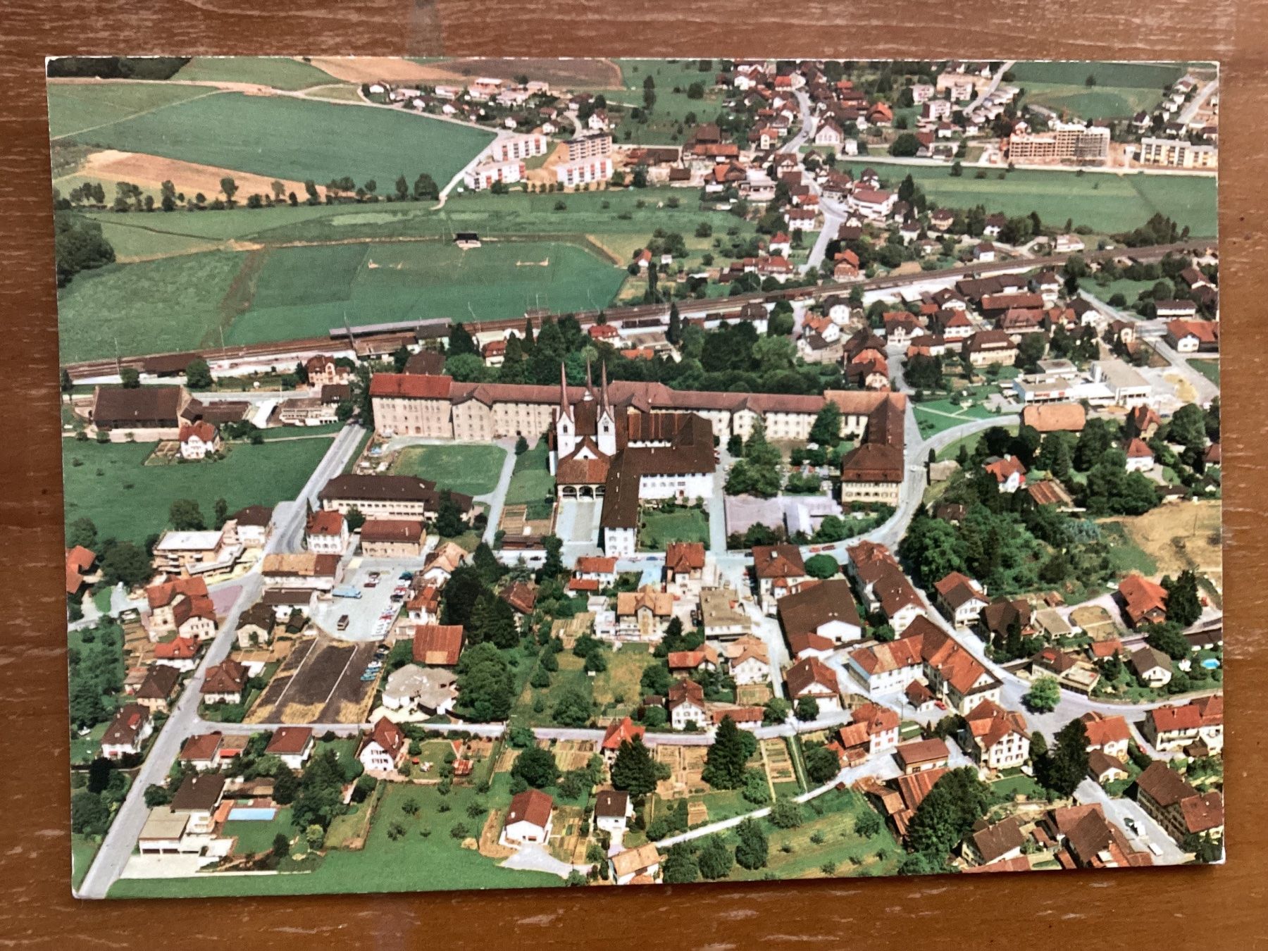 Cartoline postali: AK Muri AG Flugaufnahme – Usato da Zürich venduto da tol_b7c7