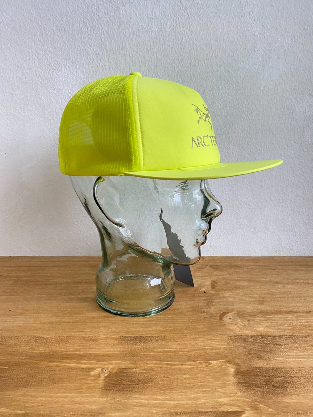 Hüte, Mützen & Caps: Arcteryx Logo Trucker Flat Cap - Farbe Sprint – Neu (gemäss Beschreibung) aus Luzern von fairflip 1