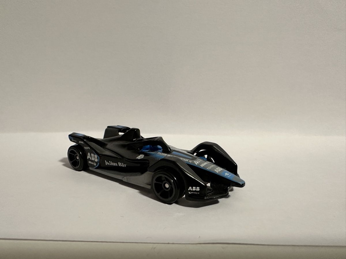 Hot Wheels Modellini d'auto: Hot Wheels Formel E Auto – Nuovo (secondo la descrizione) da Sins venduto da sp_westside 1