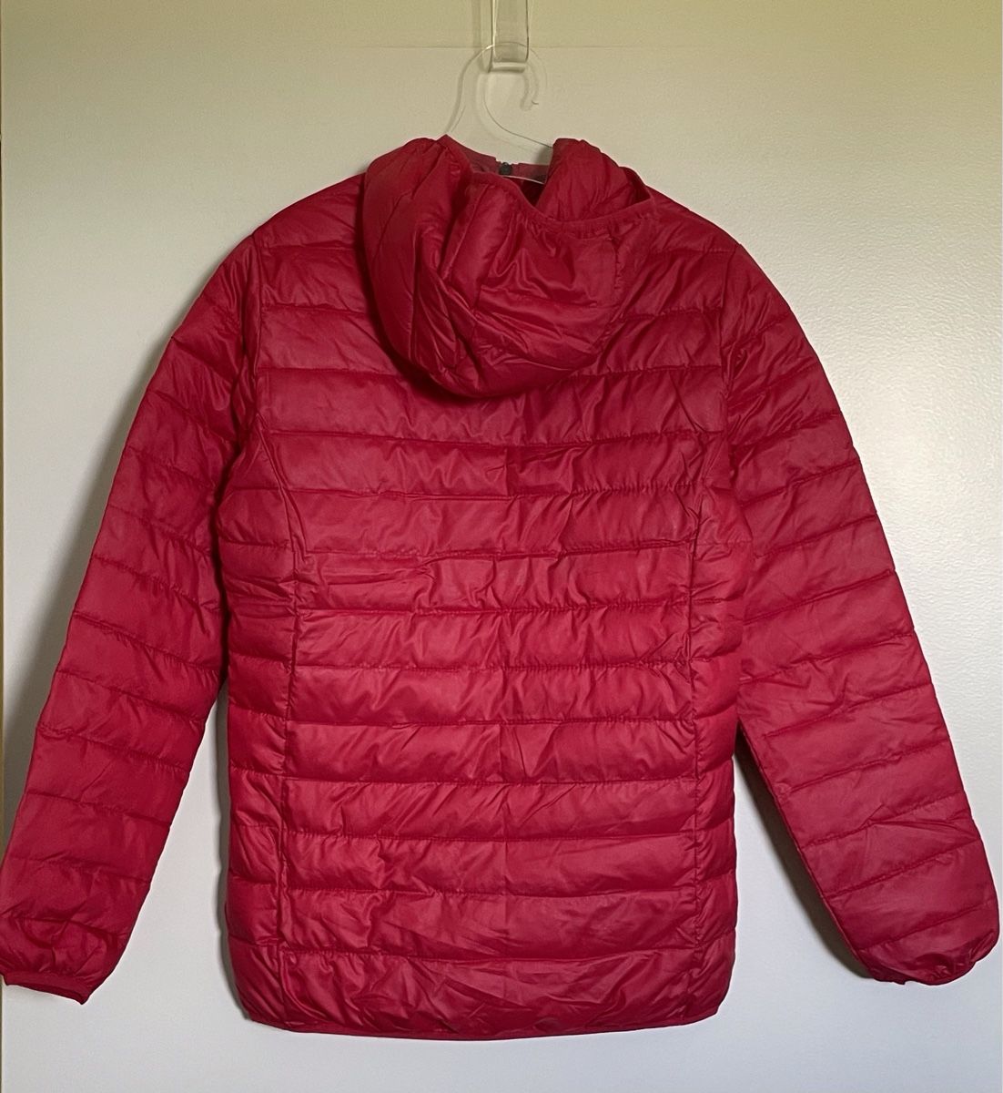 Giacche: Doudoune rouge fuchsia MOUNTA, taille S - neuve – Nuovo e nell'imballaggio originale da Vuadens venduto da Nina11 1