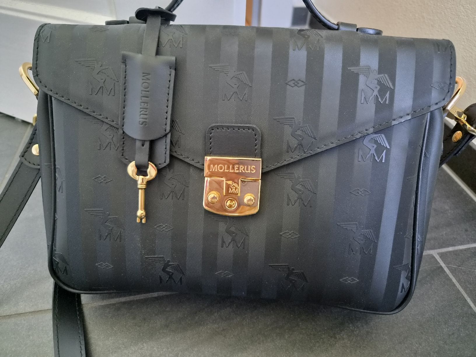 Maison Mollerus Sacs femmes: Mollerus Umhängetasche 'Marly' – D'occasion à Frauenfeld par opzo26 2