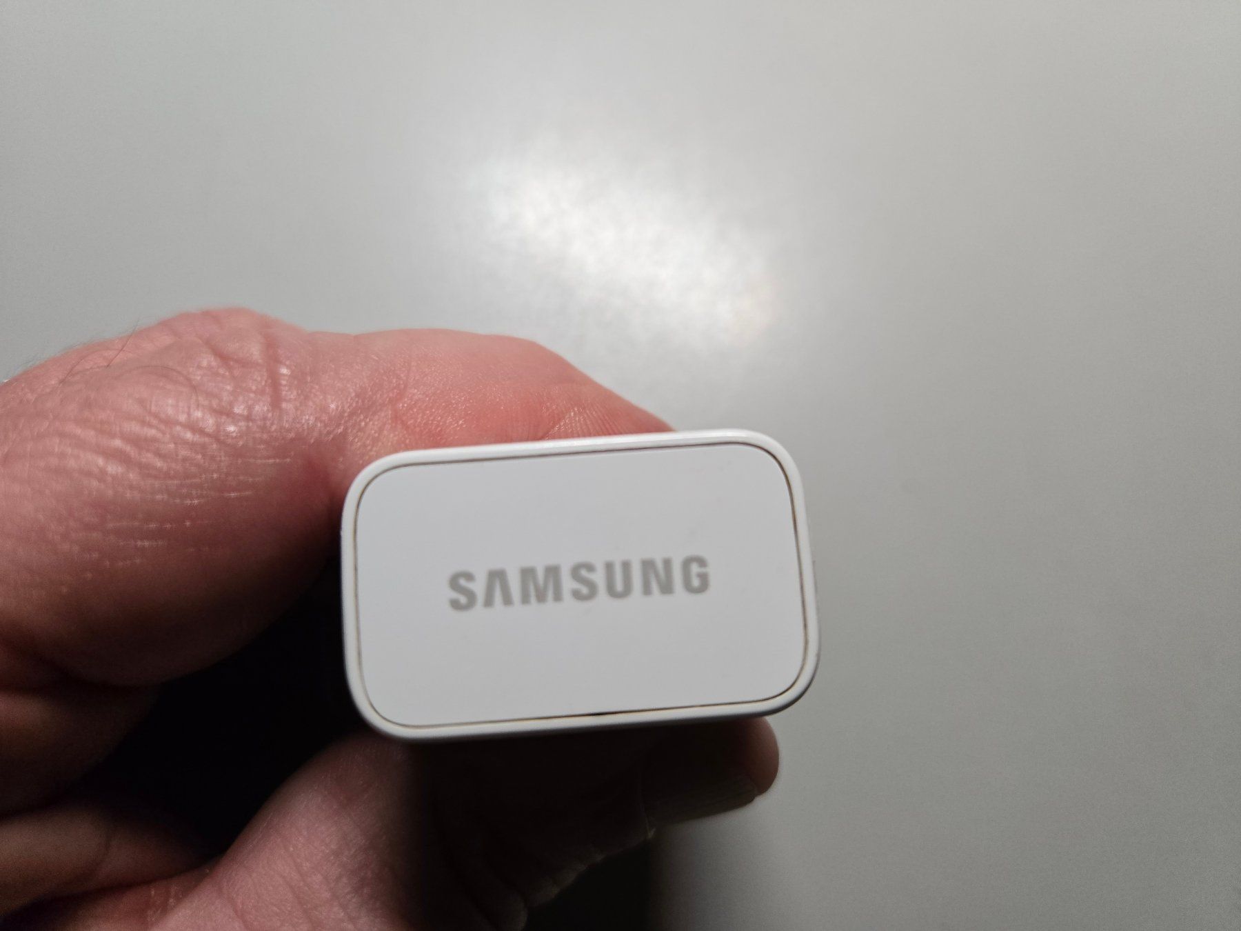 Samsung Spine: Samsung USB Stecker – Nuovo (secondo la descrizione) da Altstätten SG venduto da Tschuppben 2