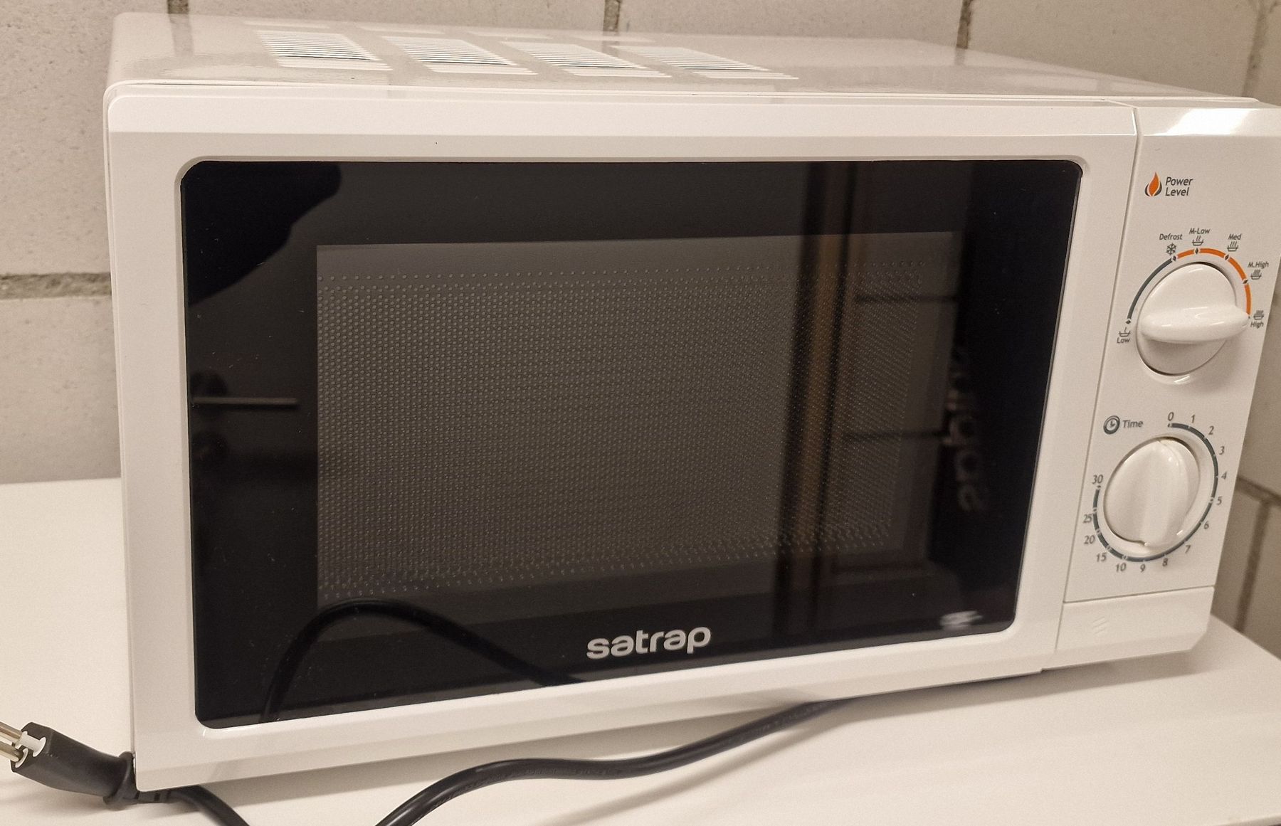 Elettrodomestici da cucina: Satrap Mikrowelle – Nuovo (secondo la descrizione) da Zollikofen venduto da pandora17