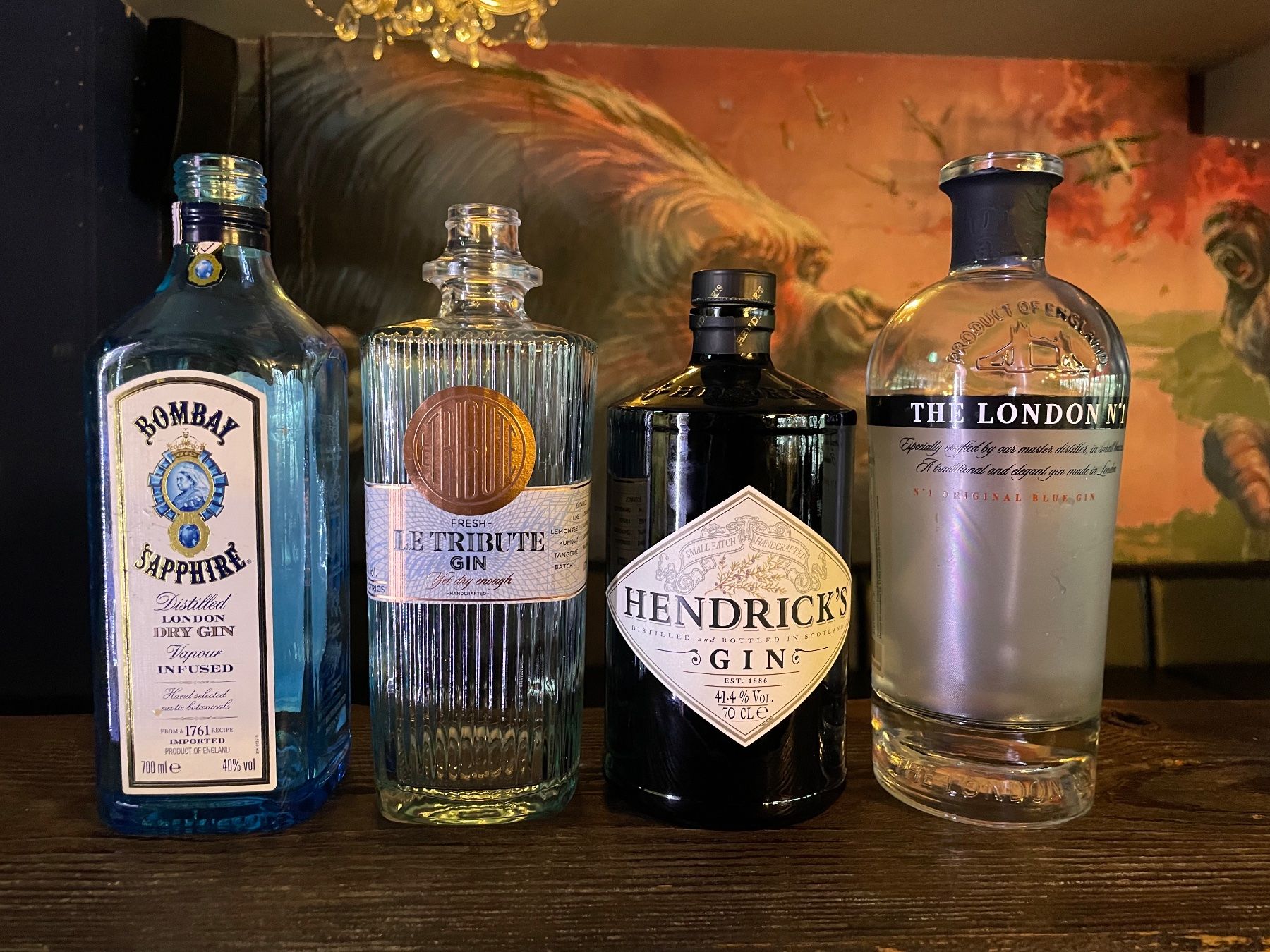 Altro: 4 Stk. leere Gin Flaschen – Usato da Sutz venduto da fx05